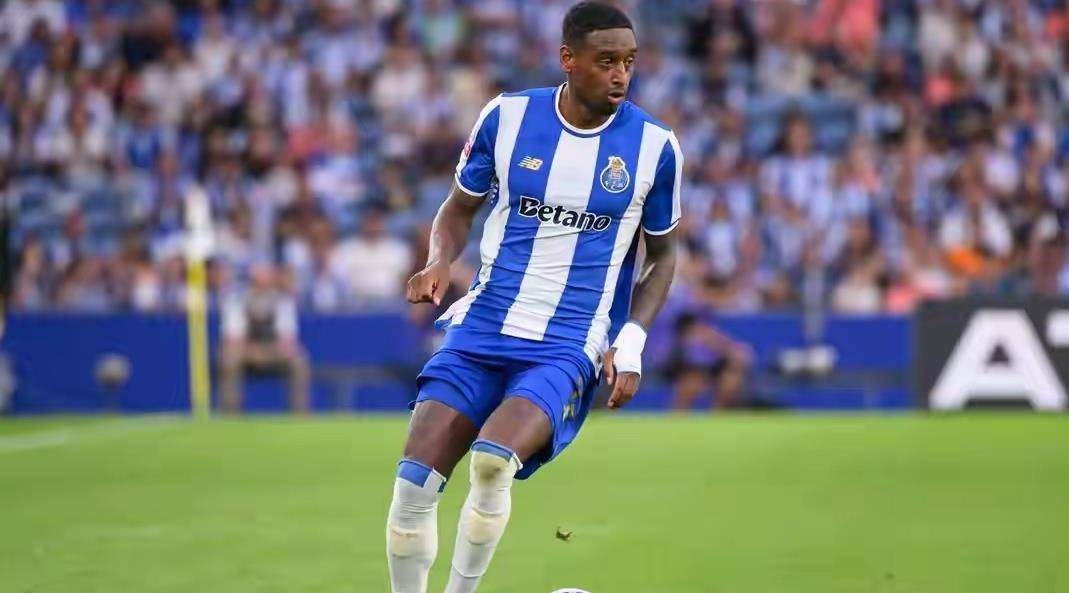 九游官方应用-上海海港发布备战花絮，国际比赛日复出首秀，葡超任务艰巨，球探报告显示潜力-九游官方应用